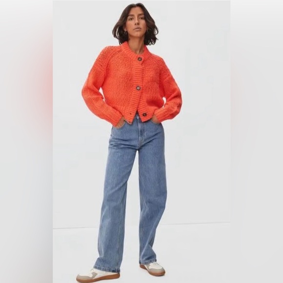 Everlane Sweaters - Everlane The Lofty Knit Merino Wool
Alpaca Sweater Amber Orange, Size XS